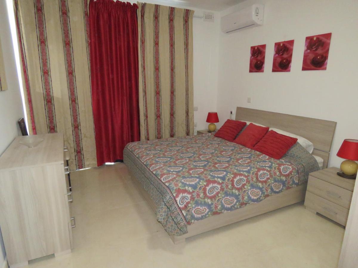 Aquamarine Sea Front Apartments - First Floor 马尔萨斯卡拉 外观 照片