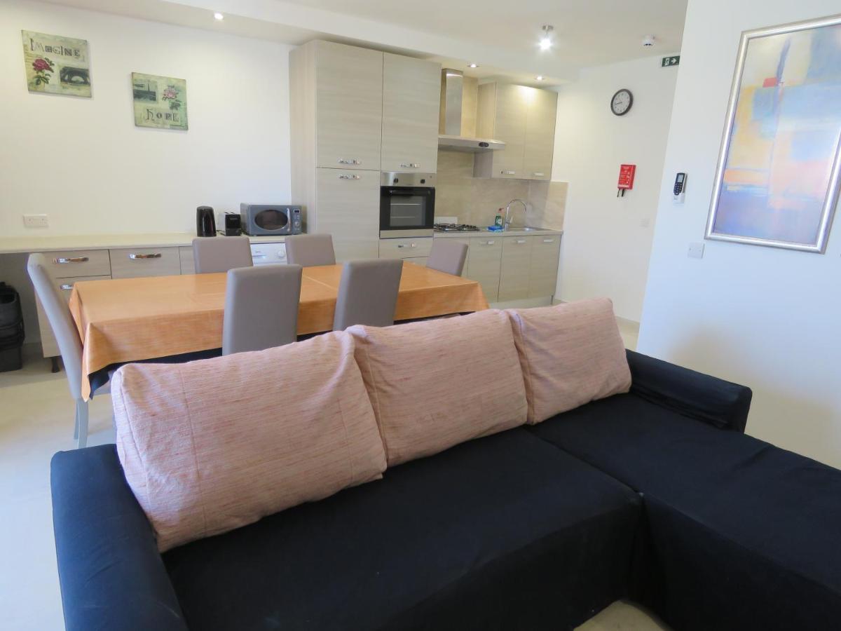 Aquamarine Sea Front Apartments - First Floor 马尔萨斯卡拉 外观 照片