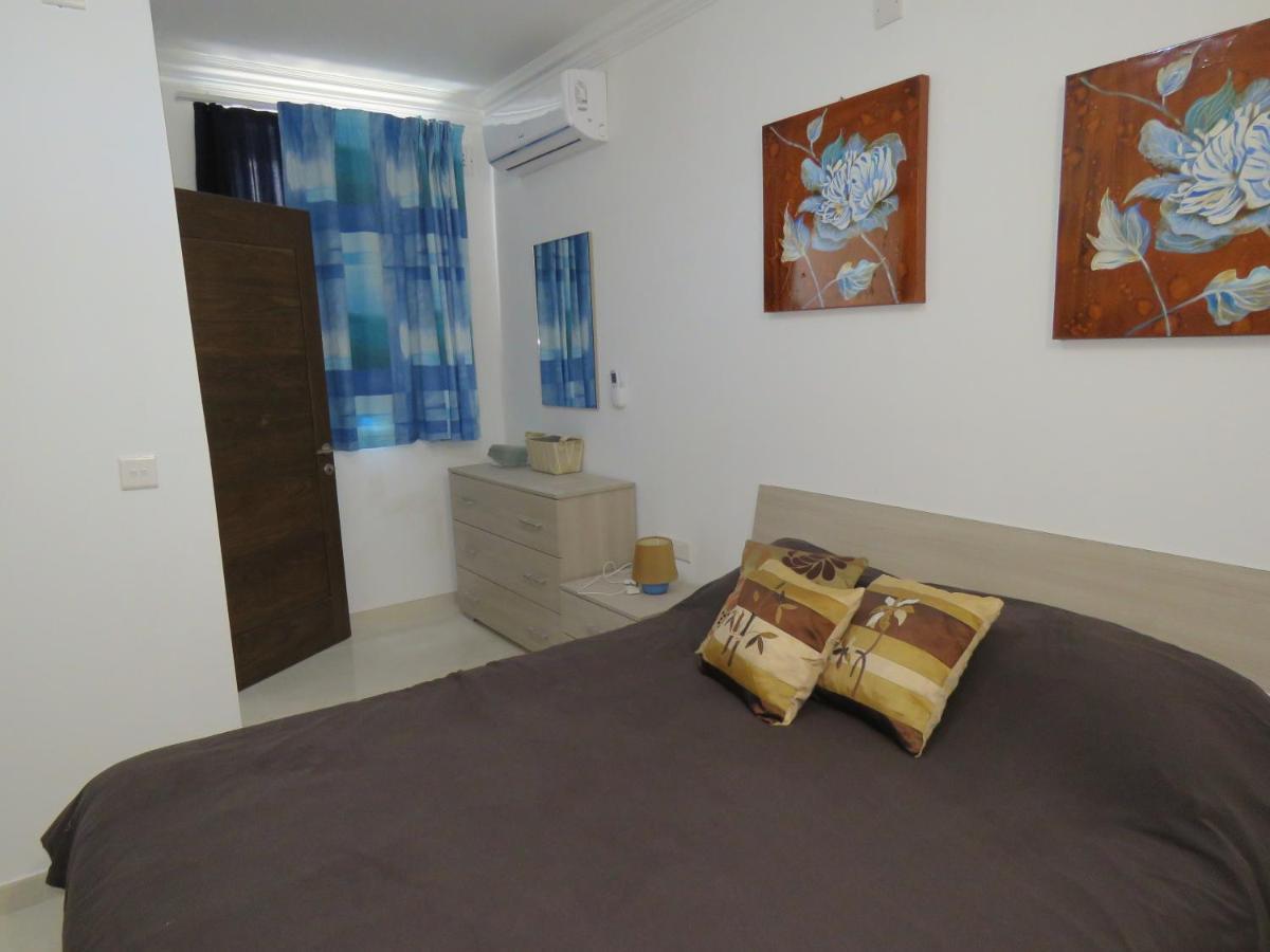 Aquamarine Sea Front Apartments - First Floor 马尔萨斯卡拉 外观 照片